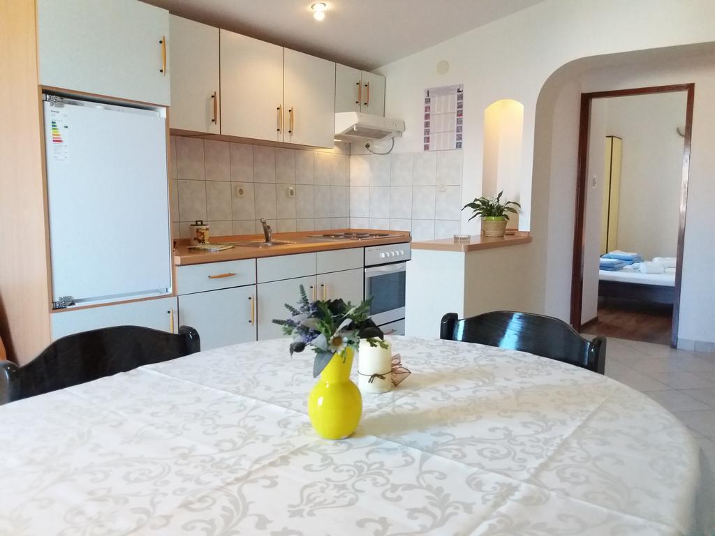 Apartments Meri Vodice Kültér fotó