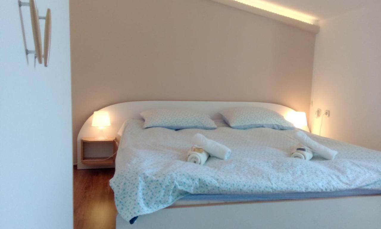 Apartments Meri Vodice Kültér fotó