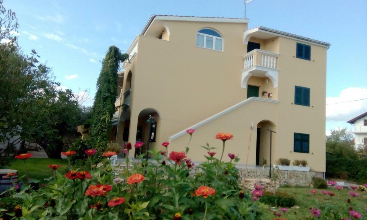Apartments Meri Vodice Kültér fotó