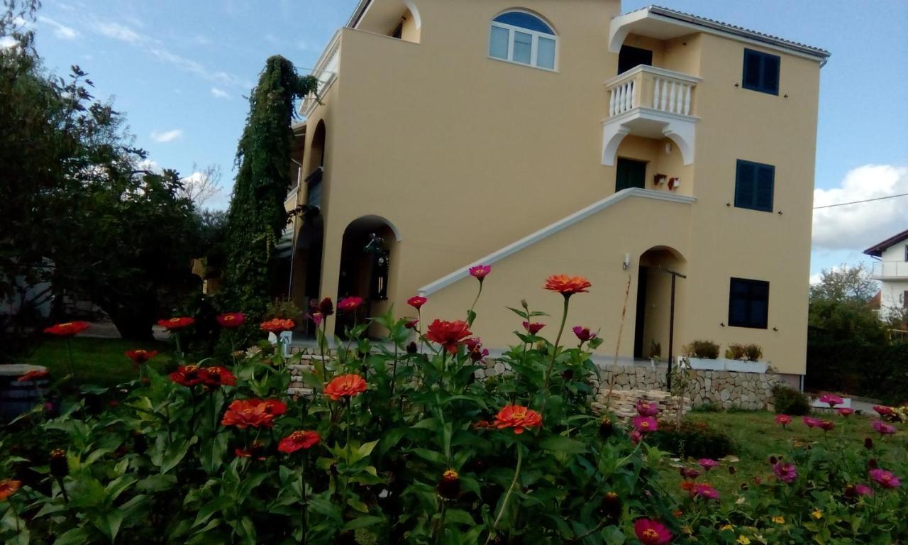 Apartments Meri Vodice Kültér fotó